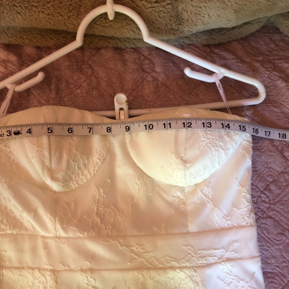 Lulus mermaid style wedding dress - Picture 11 of 12